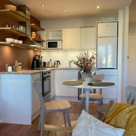 شقة Modern And Stylish Assi